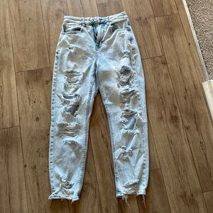 American eagle ripped jeans